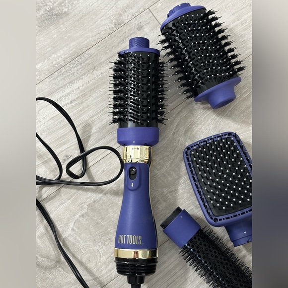 Pro Signature Detachable One Step Volumizer &Dryer Brush- Hair Styling Brush - Picture 8 of 9